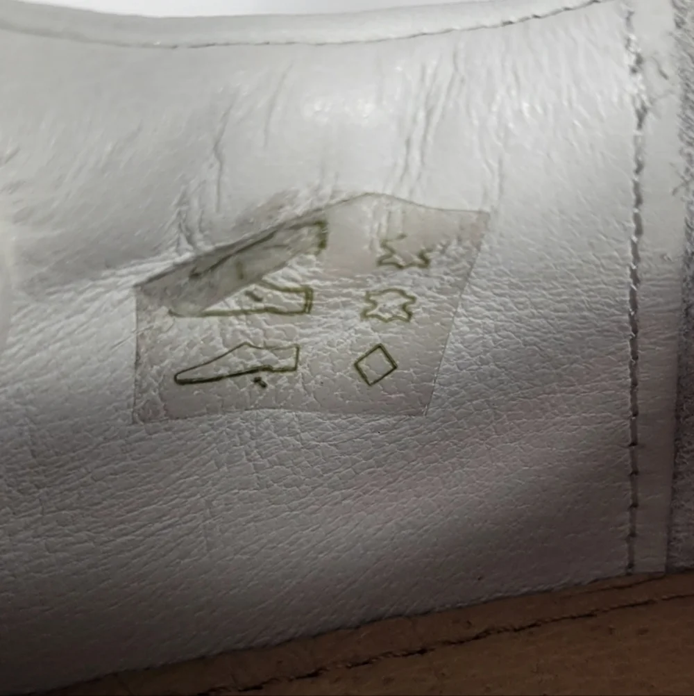 Blackstone White and Tan Sneakers #783 Size EU39 (US 8.5)